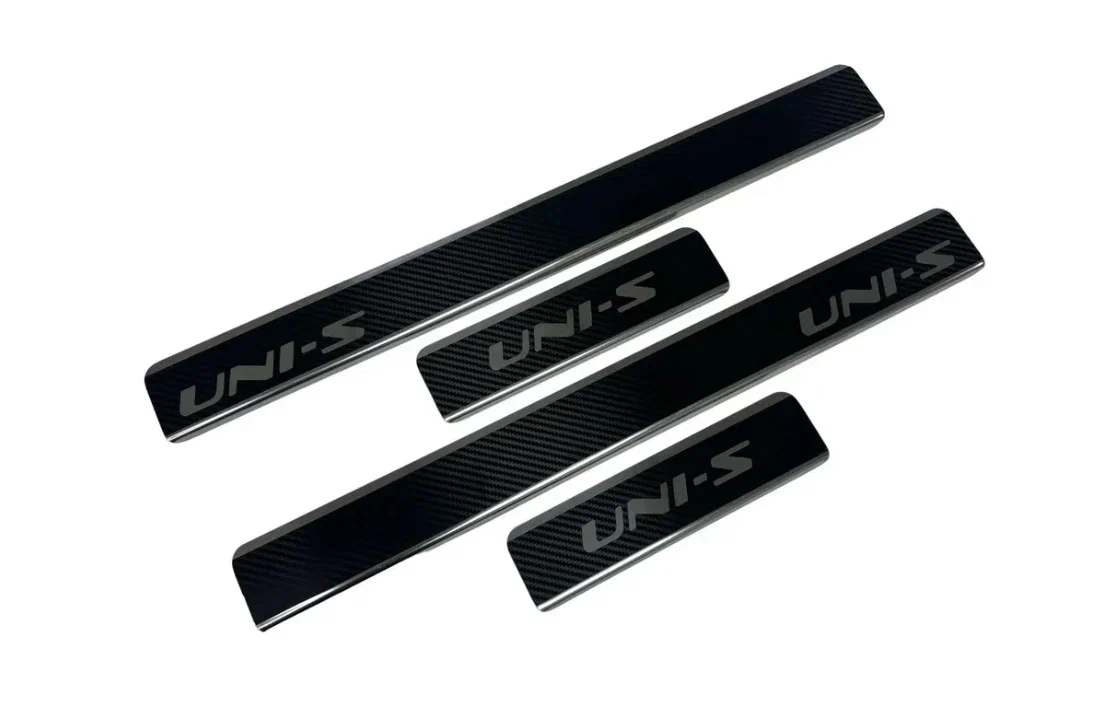 Накладки на пороги нержавеющая сталь под карбон 4шт. для Changan UNI-S