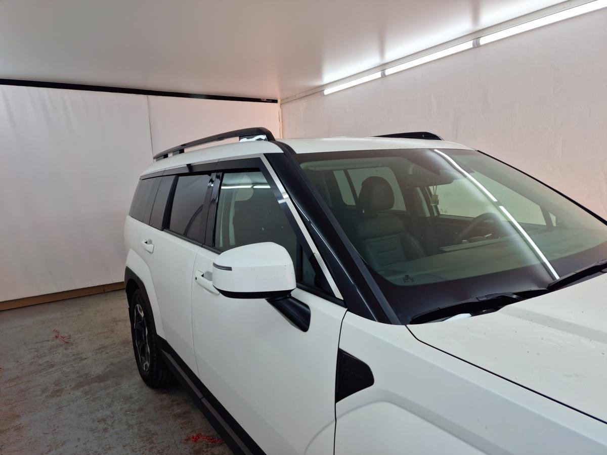 Дефлекторы окон 2D с хром накладками 6 шт. (под наклоном) для Hyundai Santa Fe V (MX5)