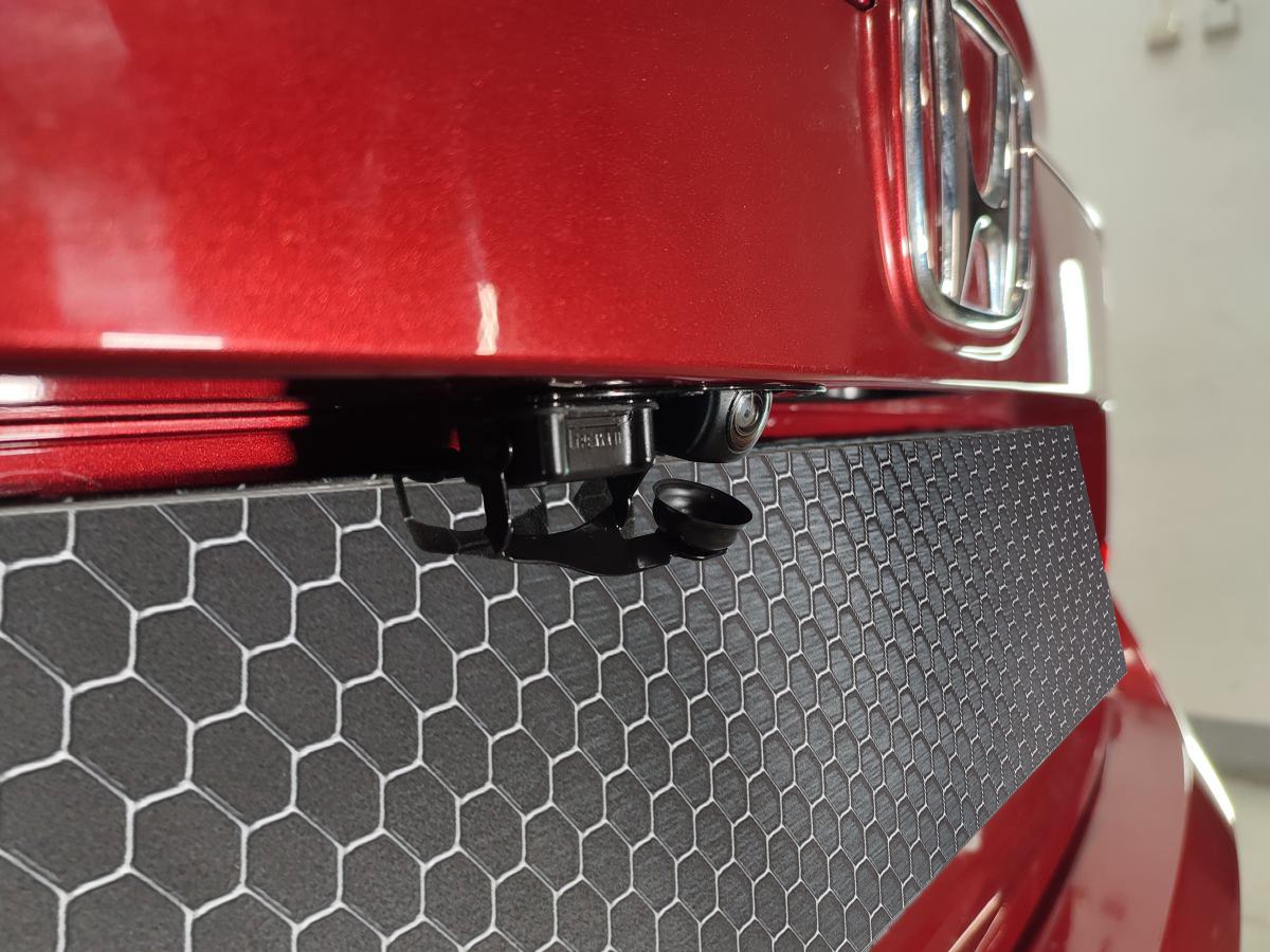 Защита камеры заднего вида для Honda Accord X Рестайлинг