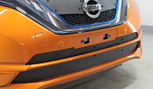 Зимняя заглушка радиатора на стяжке (2 части) для Nissan Note II Рестайлинг